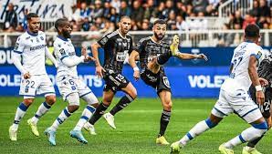 AJ Auxerre vs Stade Brestois (20:00 – 02/10) | Xem lại trận đấu
