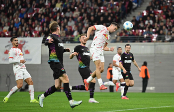 VfB Stuttgart vs Kaiserslautern (02:45 – 30/10) | Xem lại trận đấu